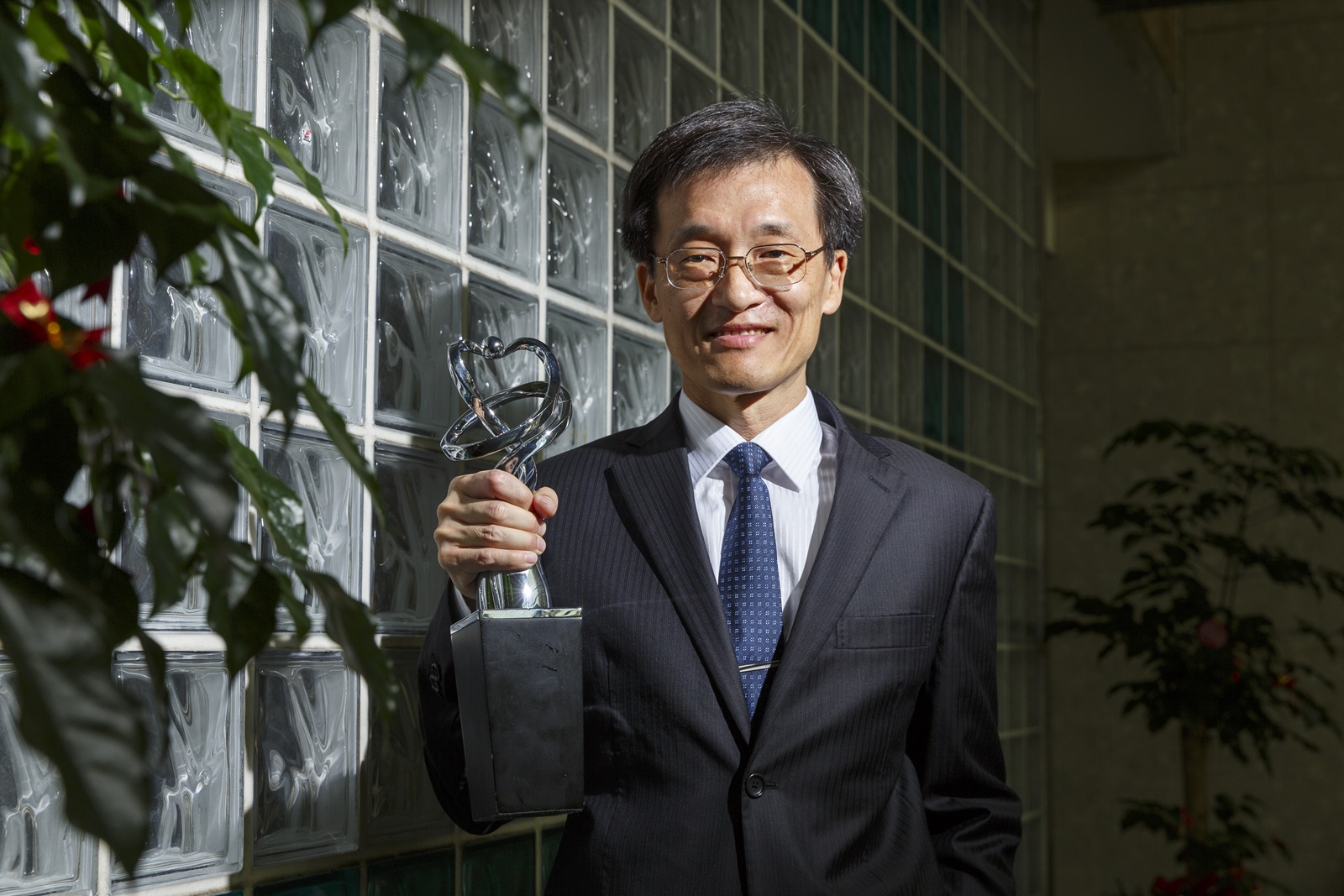 竇維平 終身特聘教授