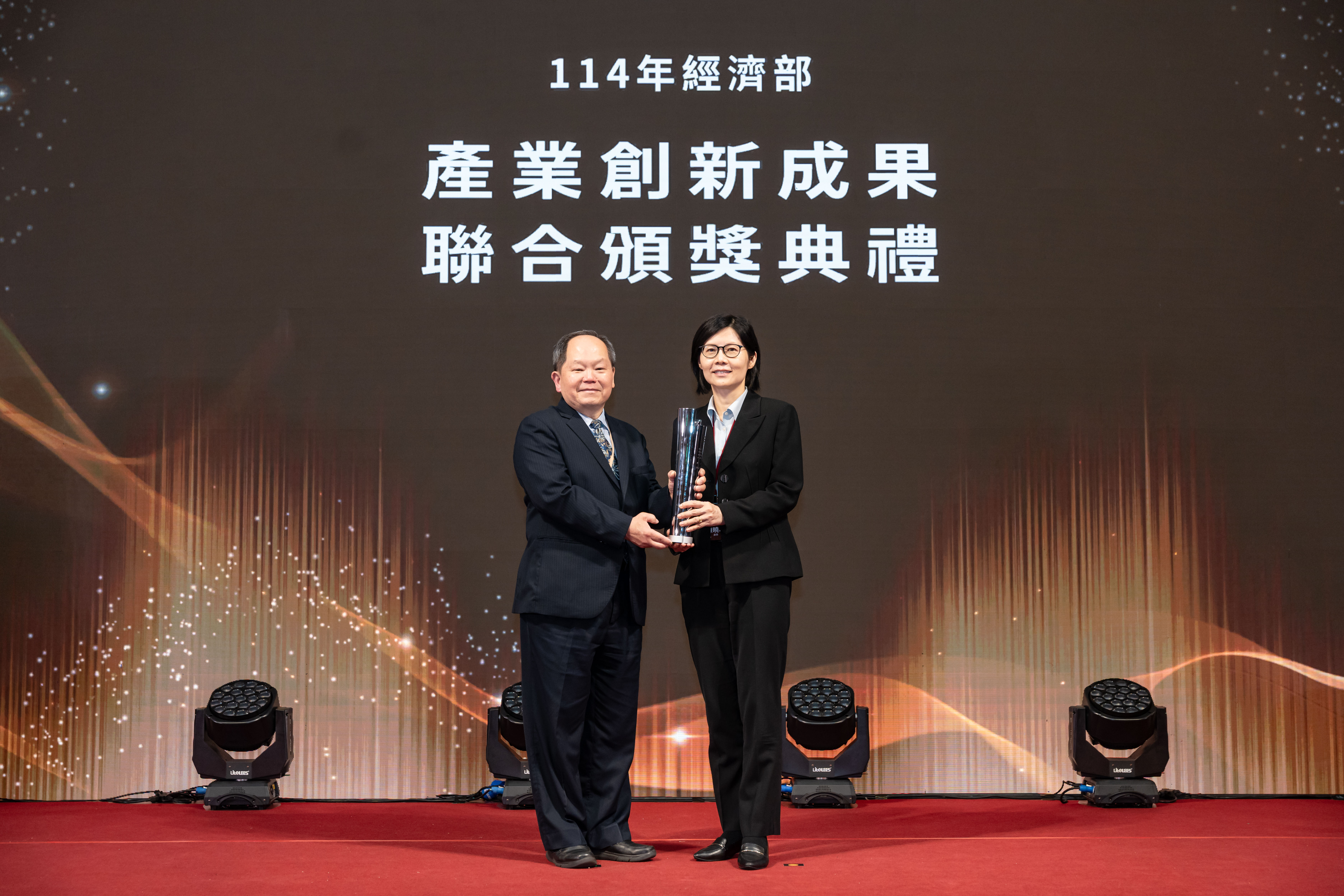 80.創新菁英(女傑組) 台灣積體電路(股)公司良率精進專案處 陳曉萌處長