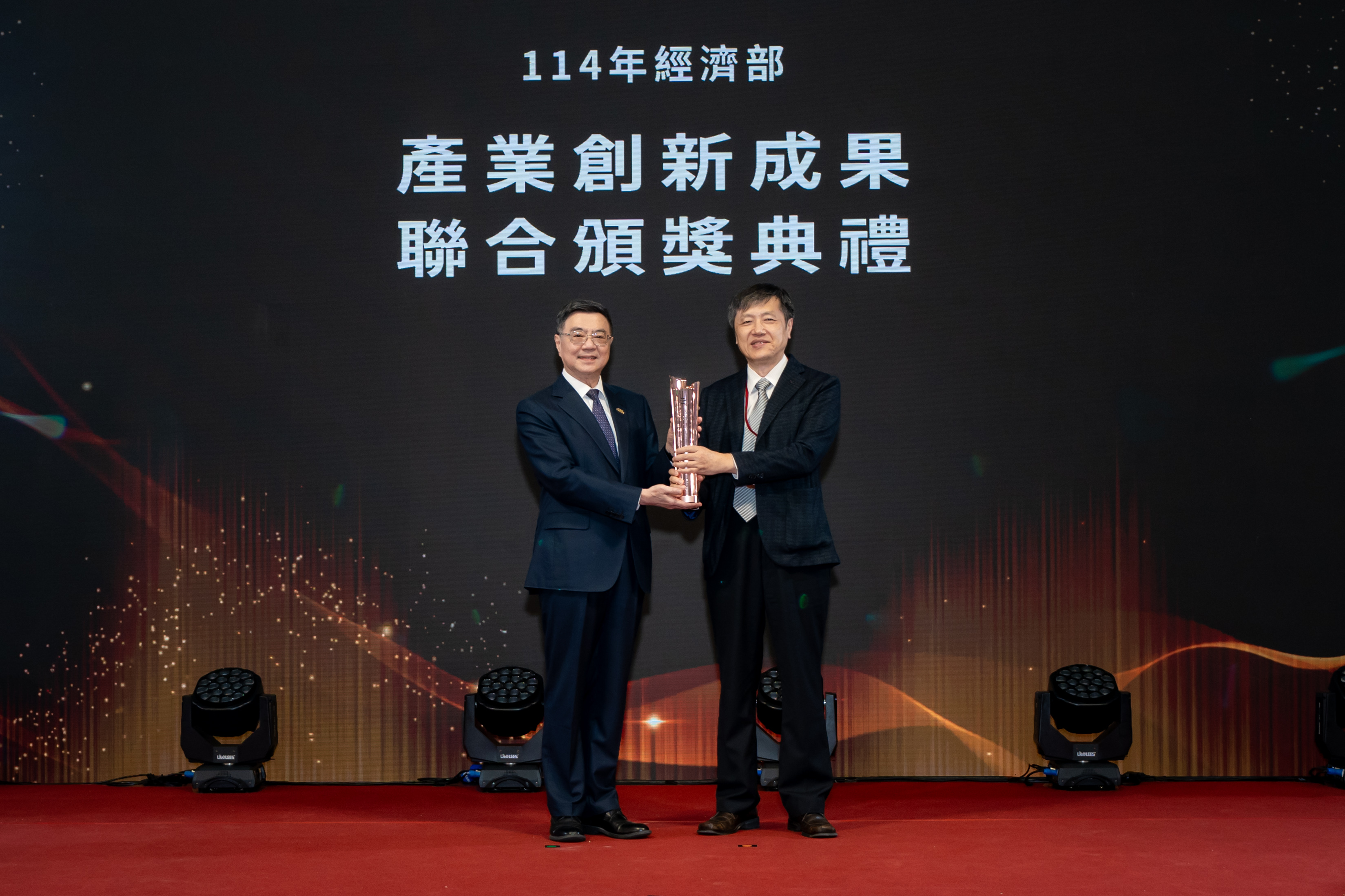 6.卓越創新(一般企業組)瑞昱半導體股份有限公司黃湧芳副董事長