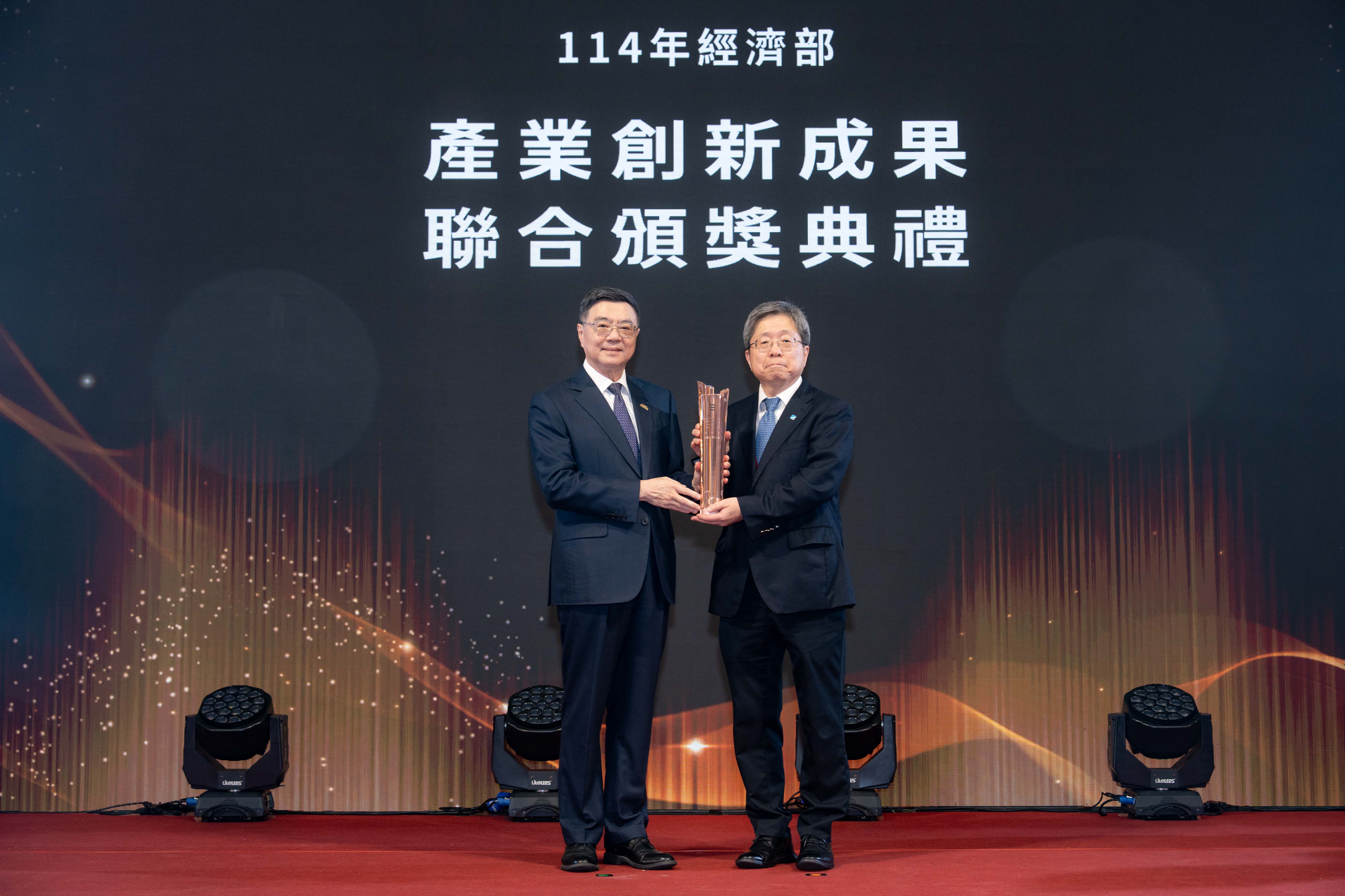 8.卓越創新(學研機構組)財團法人工業技術研究院生醫與醫材研究所莊曜宇所長