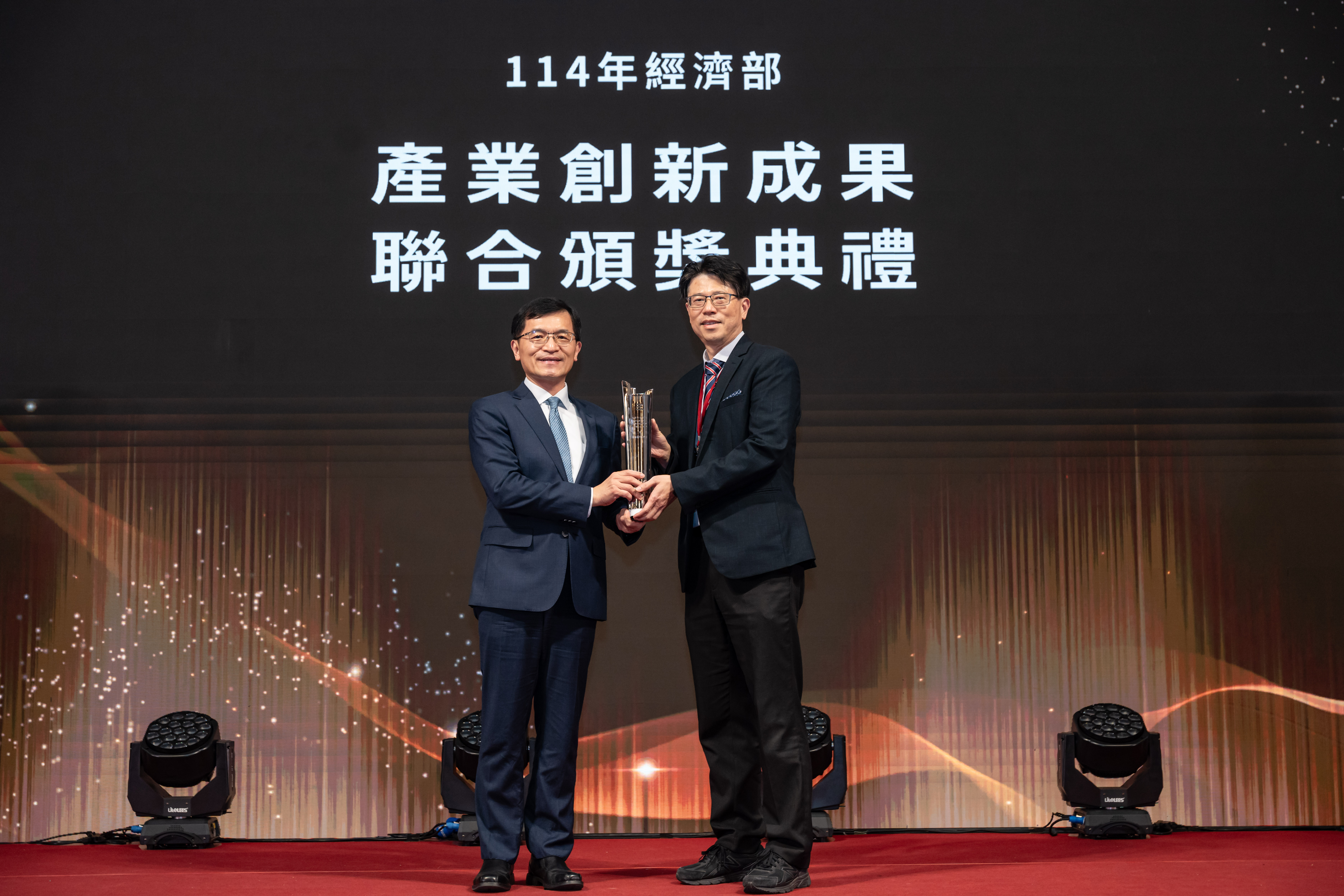 27.績優創新(一般企業組)戴德森醫療財團法人嘉義基督教醫院陳煒院長